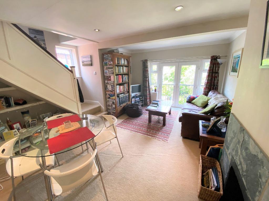 Butcher Terrace, South Bank, York, YO23 2 bed flat £795 pcm (£183 pw)
