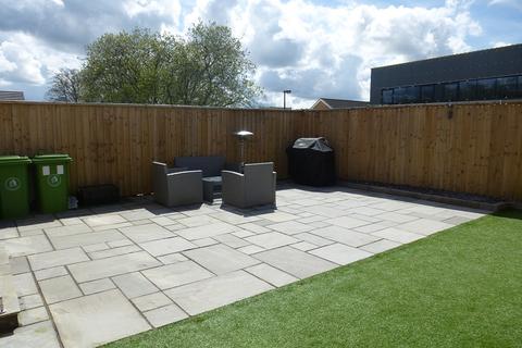 17 Bro Eithin, Cefneithin, Llanelli, SA14 7AZ
