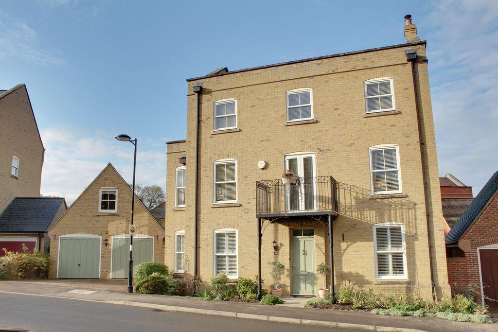 Avington Way, Sherfield Park... 5 bed detached house £650,000