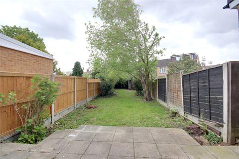 32 Eastbury Avenue, Enfield, EN1 3NL