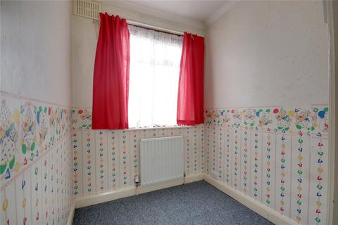 32 Eastbury Avenue, Enfield, EN1 3NL