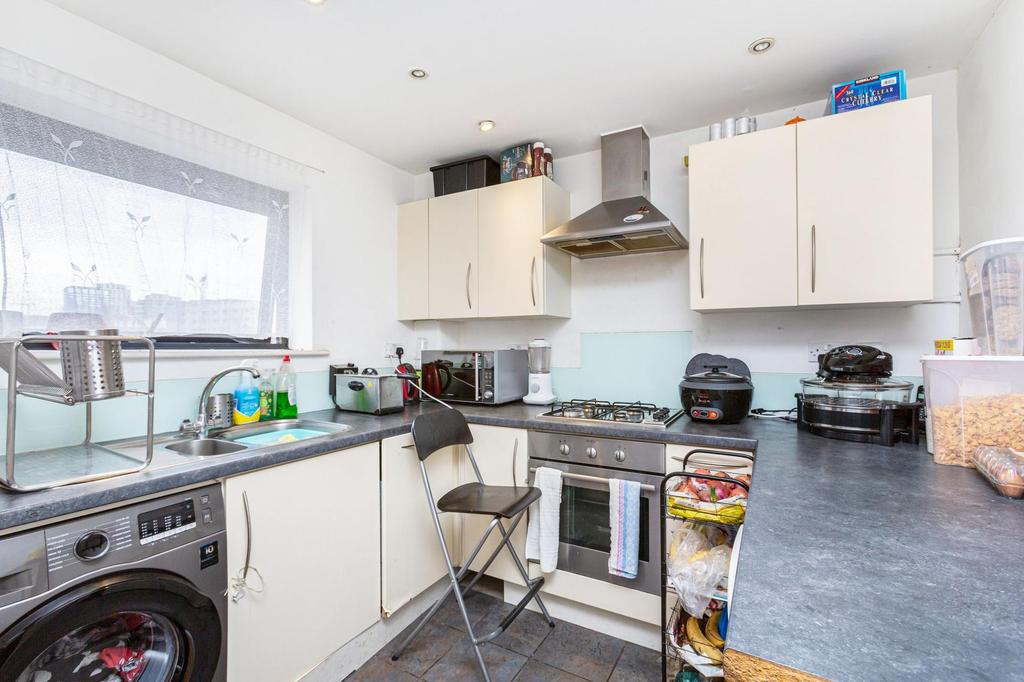 Kitchen Alt