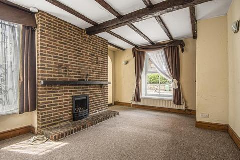 110 Long Row, Horsforth, Leeds, LS18 5AT