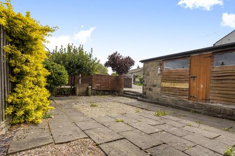 110 Long Row, Horsforth, Leeds, LS18 5AT