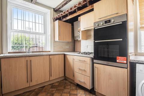 110 Long Row, Horsforth, Leeds, LS18 5AT