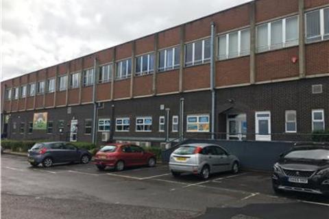 Industrial unit to rent - Suite 2, Unit 3, Amesbury Distribution Park, London Road, Amesbury, Wiltshire, SP4 7RT