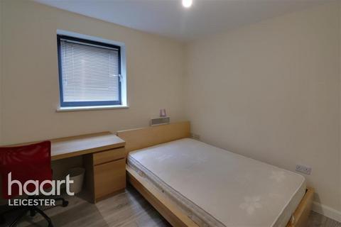 2 bedroom flat to rent - Dyersgate Apartments