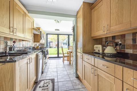 13 Burnetts Road, Windsor, SL4 5PN