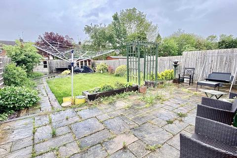54 Allen Road, Rushden, NN10 0DY