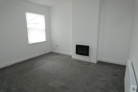 3 bedroom property to rent, Clevedon Road Flat 2 FFF