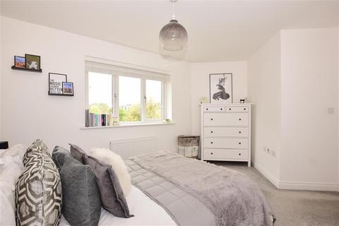 20 Fourier Grove, Dartford, DA1 5SW