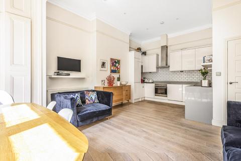 Flat 2, 70 Thicket Road, London, SE20 8DR