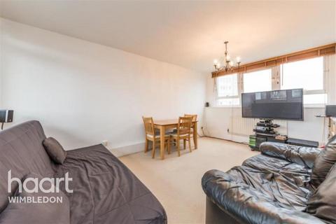 2 bedroom flat to rent, Stapleford Close, SW19