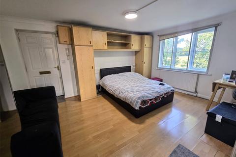 undefined, David Close, Harlington, Greater London, UB3