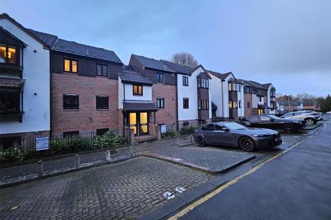 undefined, Pages Lane, Uxbridge, Greater London, UB8