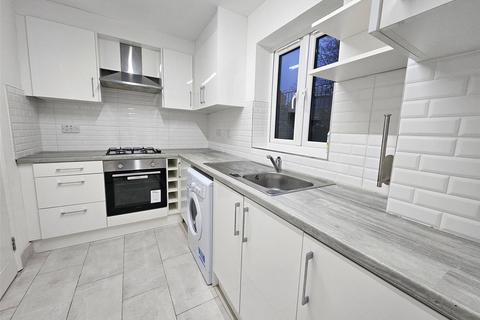 undefined, Pages Lane, Uxbridge, Greater London, UB8
