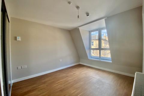 2 bedroom flat to rent, Leven Street, Meadows, Edinburgh, EH3