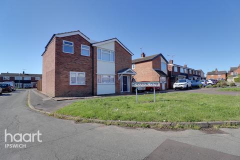 12 Leggatt Drive, Bramford, Ipswich, IP8 4ET