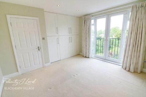 9 Wricklemarsh Road, London, SE3 0NF