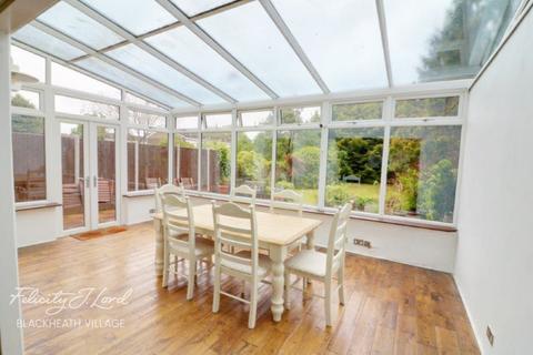 9 Wricklemarsh Road, London, SE3 0NF