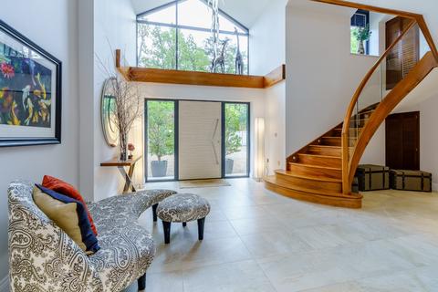 Grangewood Larch Avenue, Ascot, SL5 0AW