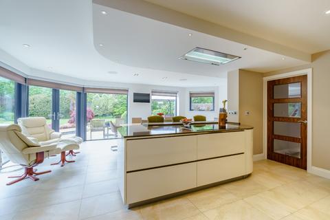 Grangewood Larch Avenue, Ascot, SL5 0AW