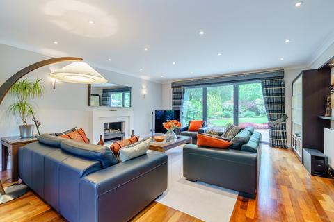 Grangewood Larch Avenue, Ascot, SL5 0AW