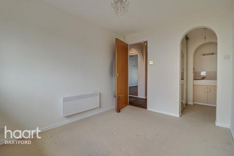39 Chalice Way, Greenhithe, DA9 9PR