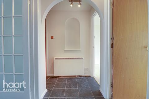 39 Chalice Way, Greenhithe, DA9 9PR