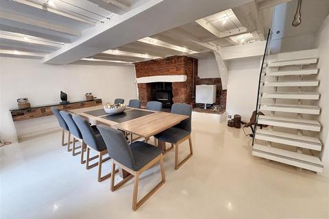 Cromer House, 51 Fore Street, Topsham, Exeter, EX3 0HW
