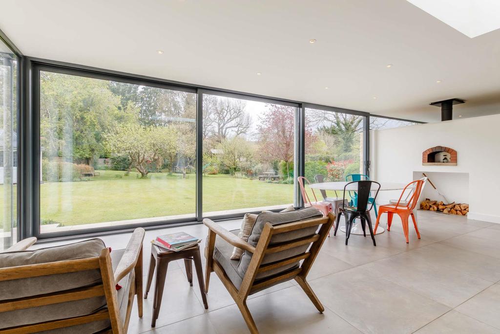 Kitchen/Breakfast/Li