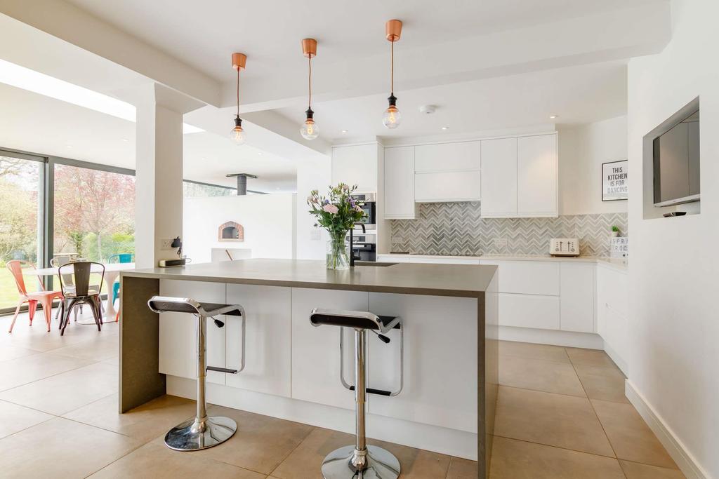 Kitchen/Breakfast Ro