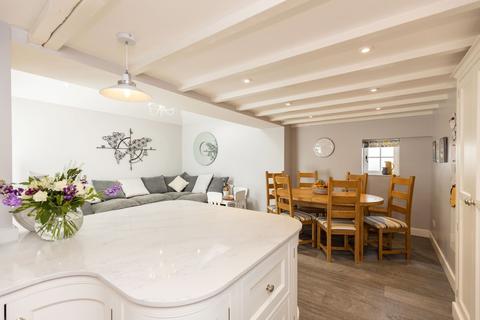Maltsters Cottage Factory Road, Llanblethian, Cowbridge, CF71 7JD