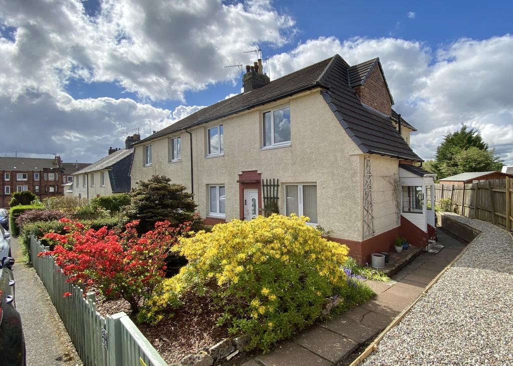 Dumbarton Road, Old KIlpatrick, West Dunbartonshire 2 bed apartment £