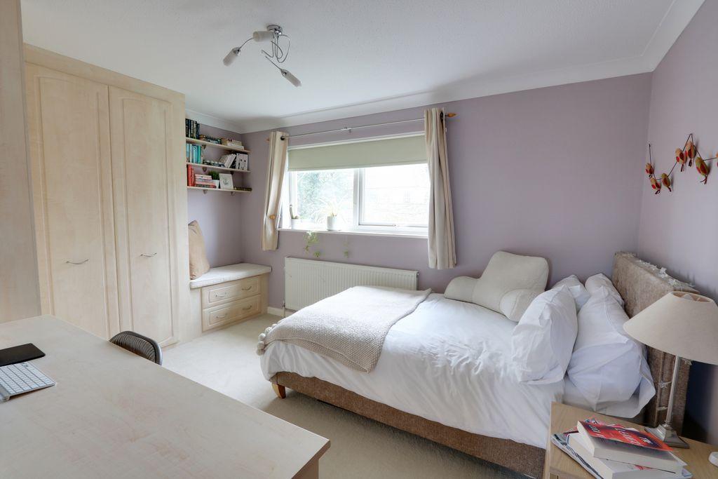 Bedroom 2 (Double)