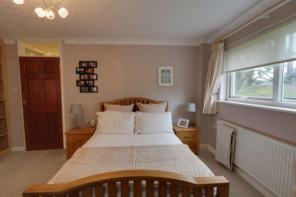 Bedroom 3 (Double)
