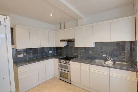 4 Castledon Road, Wickford, SS12 0EL