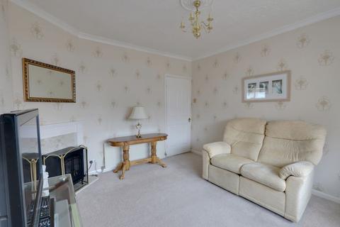 4 Castledon Road, Wickford, SS12 0EL