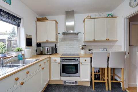81 Broomfield, Benfleet, SS7 2SR
