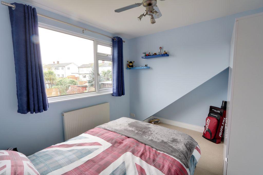 Bedroom 2 (Double)
