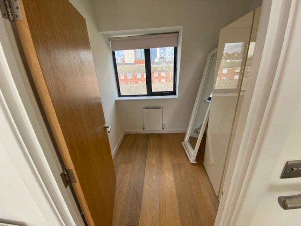 Walk In Wardrobe
