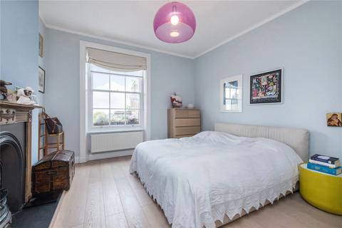 2 bedroom flat for sale, Englands Lane, Belsize Park, London