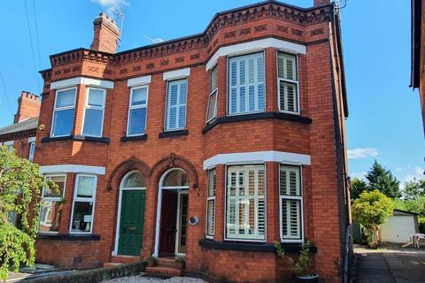 68 The Crescent, Northwich, CW9 8AD