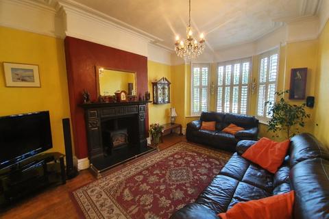 68 The Crescent, Northwich, CW9 8AD