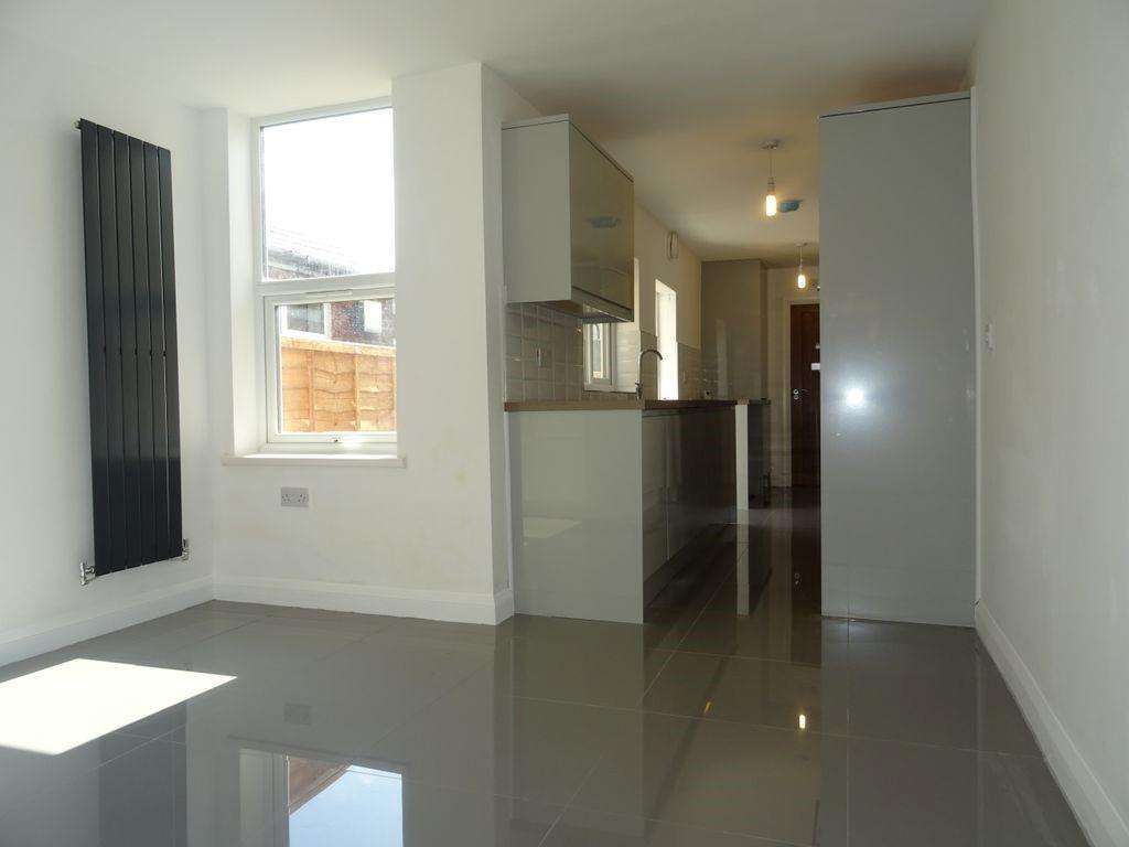 Latham Road, Coventry, CV5 6HR 5 bed terraced house £2,500 pcm (£577 pw)