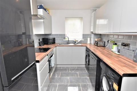 39 Watkins Way, Shoeburyness, Southend-on-sea, SS3 9NX