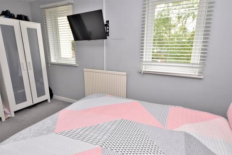 39 Watkins Way, Shoeburyness, Southend-on-sea, SS3 9NX