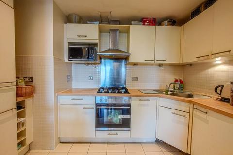 15 Warrior Close, London, SE28 0NL
