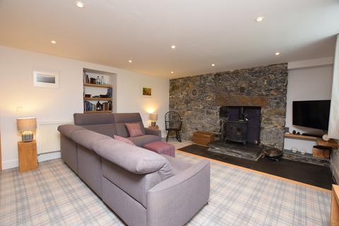 Dunkerries Ballintoul, Bridge Of Tilt, Pitlochry, PH18 5SY