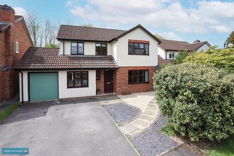 5 Stone Close, Taunton, TA1 4YG